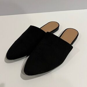 Old Navy Black Sandals